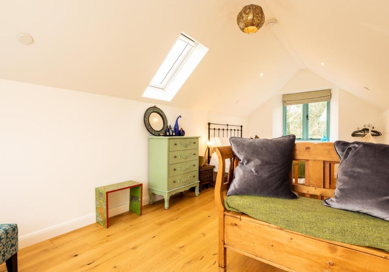 Penrhiw - A Country Cottage With Mountain Views Newport  Extérieur photo